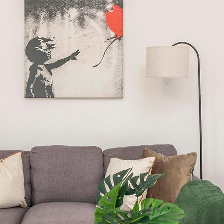 2 Min Walk Earls Court Station - Luxury 2 Bedroom Flat 伦敦 外观 照片
