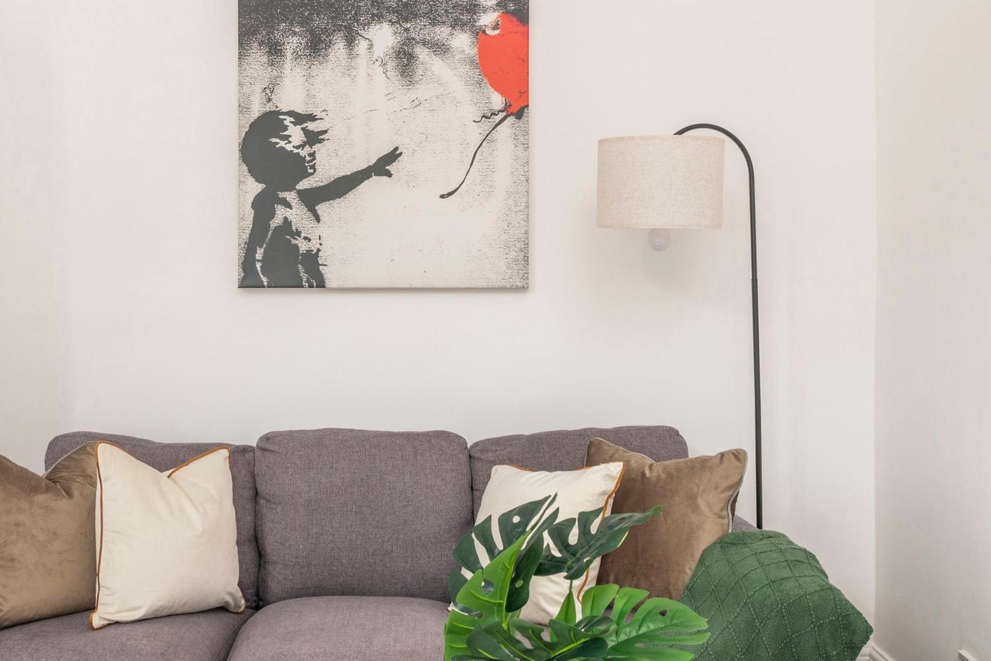 2 Min Walk Earls Court Station - Luxury 2 Bedroom Flat 伦敦 外观 照片