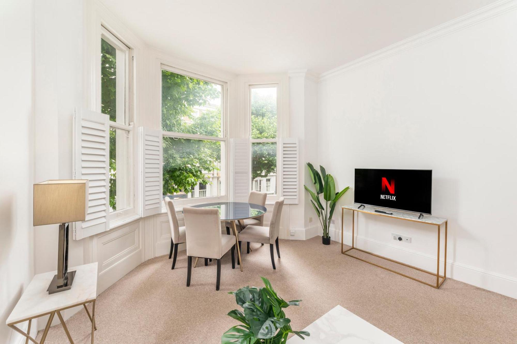 2 Min Walk Earls Court Station - Luxury 2 Bedroom Flat 伦敦 外观 照片