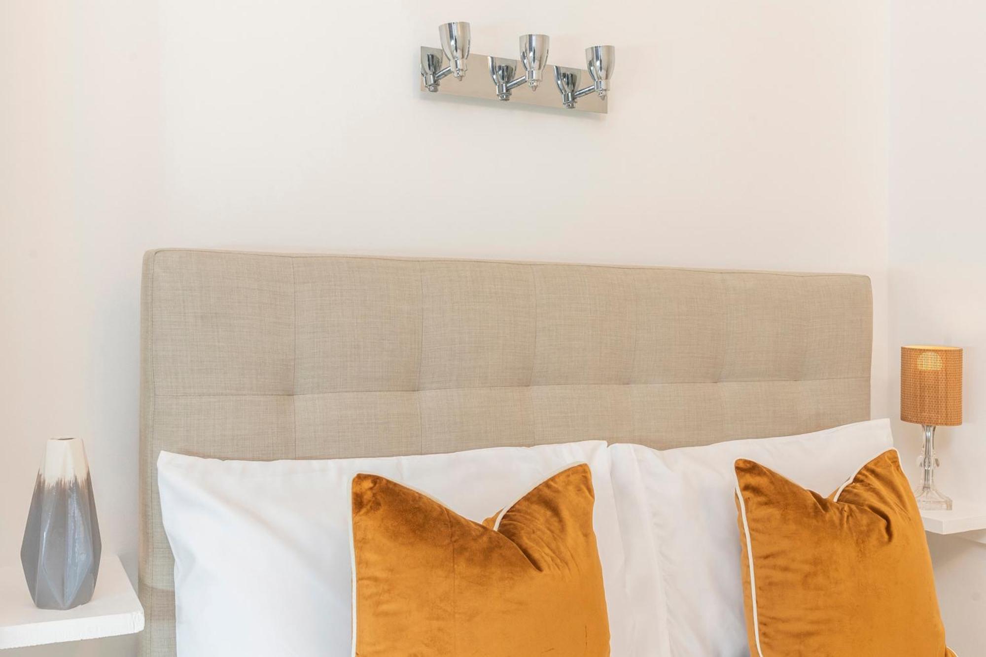2 Min Walk Earls Court Station - Luxury 2 Bedroom Flat 伦敦 外观 照片